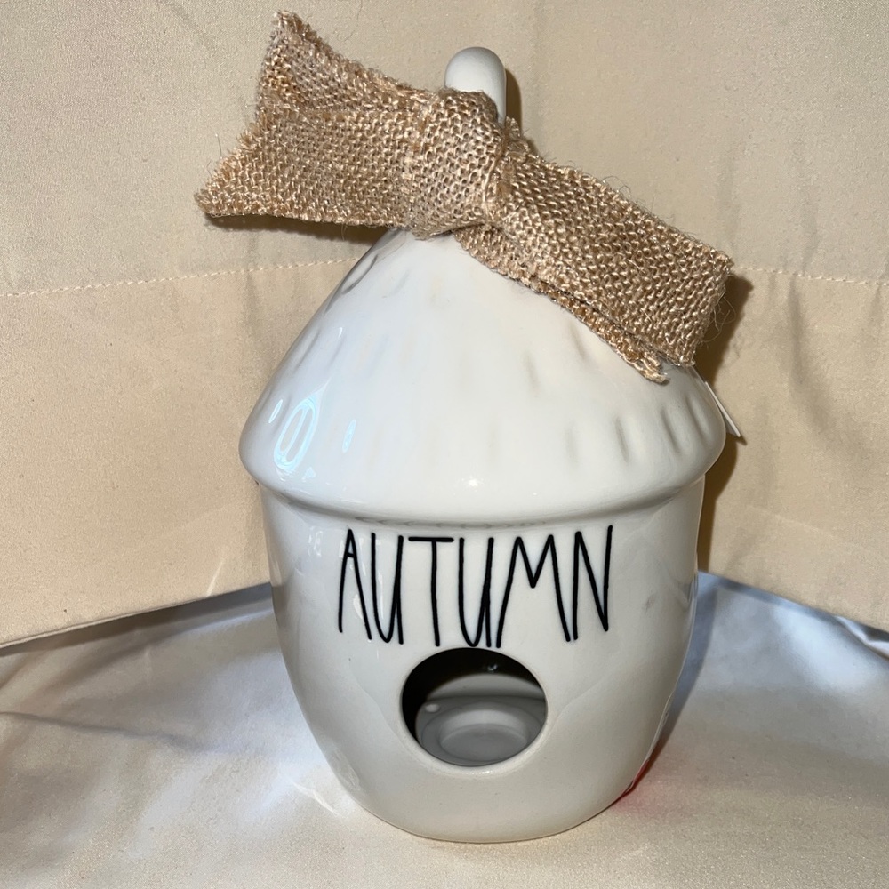 Rae Dunn AUTUMN Tiki Hut Bird House made by Magneta.